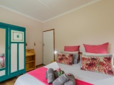 Froggy-Room-2